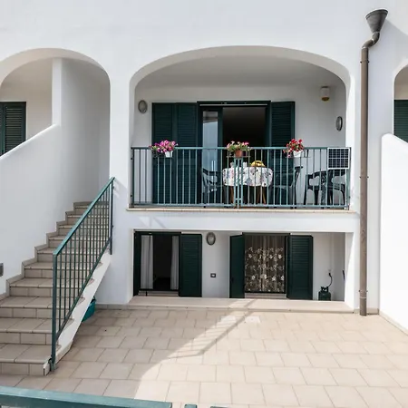 L'alba Di Santa Cesarea Apartment