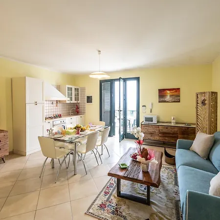 L'alba Di Santa Cesarea Apartment *